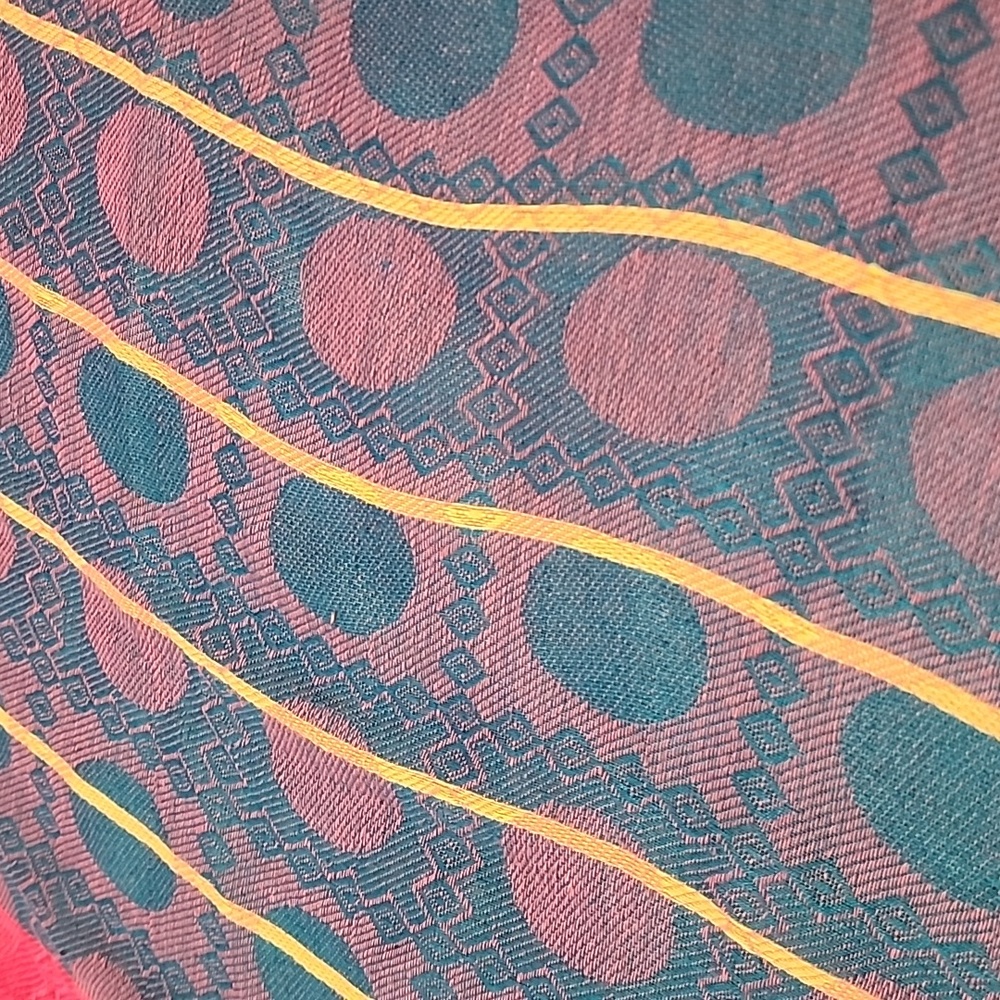 Scarf - Picture 3 of 9